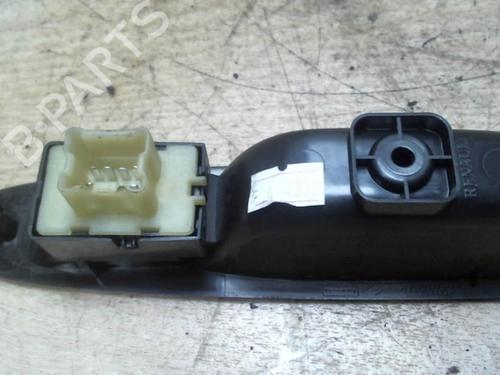 Right rear window switch RENAULT CLIO IV (BH_) 1.5 dCi 90 | BP31229918I28