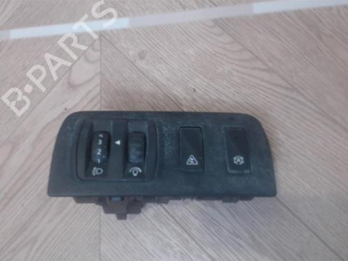 Used Switch RENAULT SCÉNIC III (JZ0/1_) 1.6 dCi (JZ00, JZ12) (130 hp) 25389052