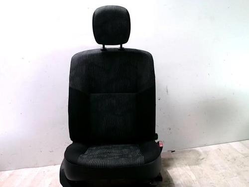 Stol høyre foran DACIA SANDERO 1.2 16V (75 hp) 31236098