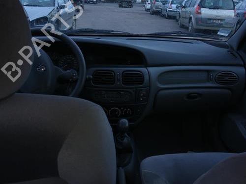 Left front steering knuckle RENAULT MEGANE I (BA0/1_) 1.6 16V (BA04, BA0B, BA11, BA1J, BA16, BA19, BA1K, BA1V,... | BP29415709M25 