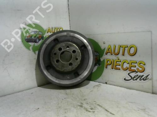 Riemenscheibe für VW GOLF IV (1J1) 1.9 TDI (110 hp) 31219424