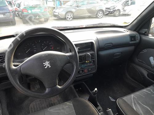 Left front fog light PEUGEOT 106 II (1A_, 1C_) 1.1 i | BP28159291C30 