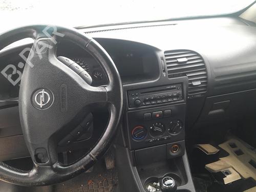 Left front fog light OPEL ZAFIRA A MPV (T98) 2.2 DTI 16V (F75) | BP25430707C30 