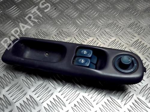Used Left front window switch RENAULT TWINGO I (C06_) 1.2 (C063, C064) (55 hp) 25992197