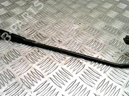 Front windshield wiper arm PEUGEOT 208 I (CA_, CC_) 1.6 HDi / BlueHDi 75 | BP30407694C143