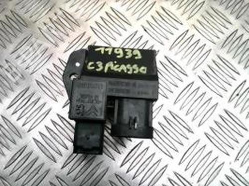 Used Heater resistor CITROËN C3 Picasso (SH_) 1.6 HDI 90 (92 hp) 25859847