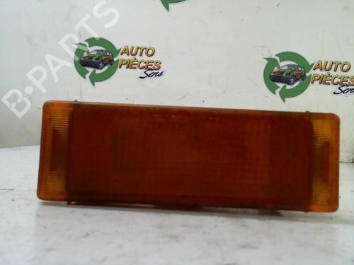 Used Right front indicator RENAULT RAPID Box Body/MPV (F40_, G40_) 1.1 (F40H) (45 hp) 25401172