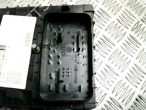 Fuse box VW TOURAN (1T3) 2.0 TDI | BP38797056E1 - Image 5