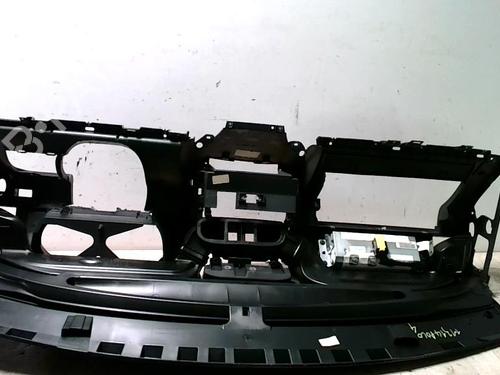 Used Dashboard VW POLO IV (9N_, 9A_) 1.4 TDI (80 hp) 25424296