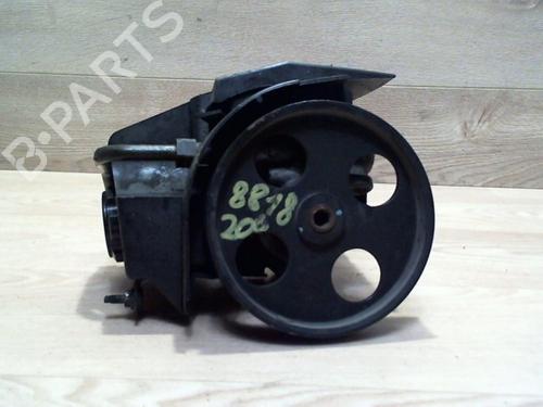Used Steering pump PEUGEOT 206 Hatchback (2A/C) 1.4 i (75 hp) 25384979
