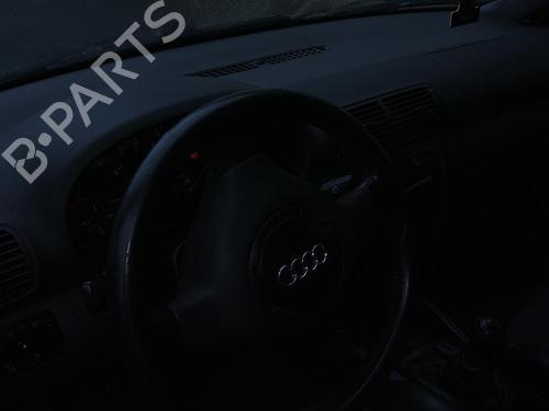 Brugte AUDI A3 (8L1)  1.8  4773329