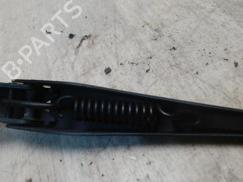Used Front windshield wiper arm BMW X1 (E84) xDrive 20 d (163 hp) 27590425