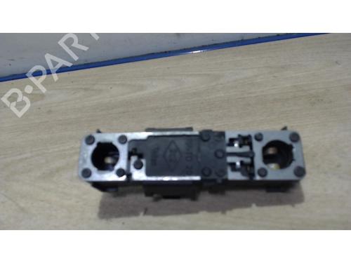Nummerpladelys RENAULT SAFRANE II (B54_) 2.0 16V (B54L) (136 hp) 25412116