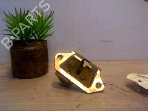 Used Tailgate lock NISSAN MICRA II (K11) 1.0 i 16V (60 hp) 25392473