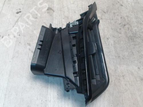 Air vent PEUGEOT 208 I (CA_, CC_) 1.2 VTI 82 | BP31237267I21