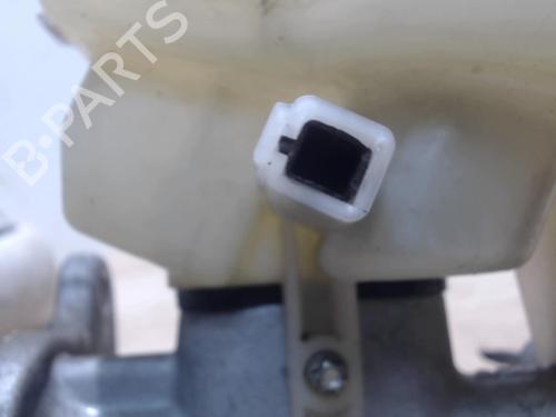 Used Brake master cylinder CITROËN C2 (JM_) 1.4 (73 hp) 25414698