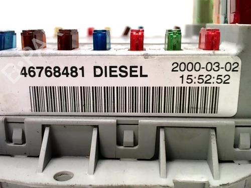 Used Fuse box FIAT PUNTO (188_) 1.9 DS 60 (188.031, .051, .231, .251) (60 hp) 31225468