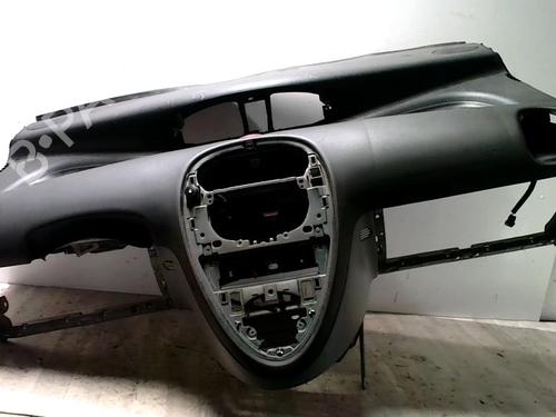 Used Dashboard CITROËN XSARA PICASSO (N68) 1.6 HDi (90 hp) 25425547