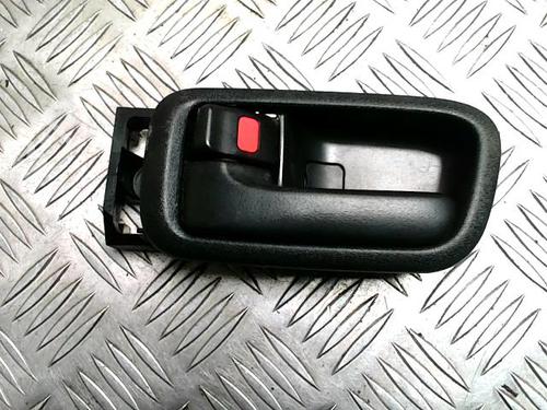 Used Front left interior door handle Front left interior door handle TOYOTA RAV 4 II (_A2_) 2.0 D 4WD (CLA20_, CLA21_, CLA20R, CLA21R) (116 hp) 34508545 34508545