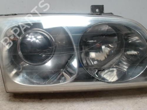 Used Right headlight HYUNDAI TRAJET (FO) 2.0 CRDi (113 hp) 28055127
