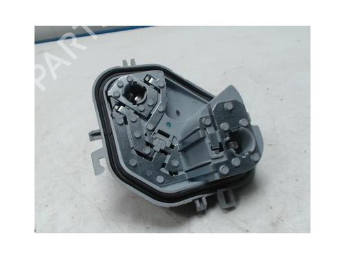 Used Licence plate light RENAULT MEGANE II (BM0/1_, CM0/1_) 1.5 dCi (BM1F, CM1F) (86 hp) 25417347
