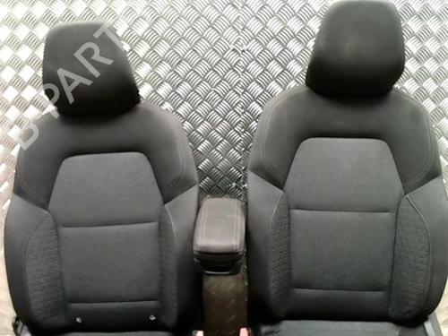 Seats set RENAULT CLIO V (B7_) 1.5 Blue dCi 85 (B7AG) | BP29880014C78