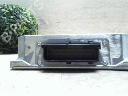 Centralita RENAULT SAFRANE II (B54_) 2.0 16V (B54L) (136 hp) 31238274