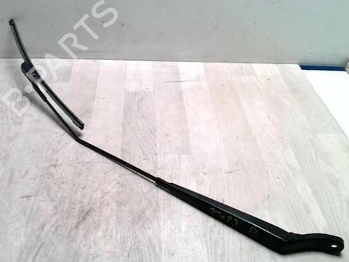 Front windshield wiper arm PEUGEOT 208 I (CA_, CC_) 1.2 THP 110 | BP28012471C143