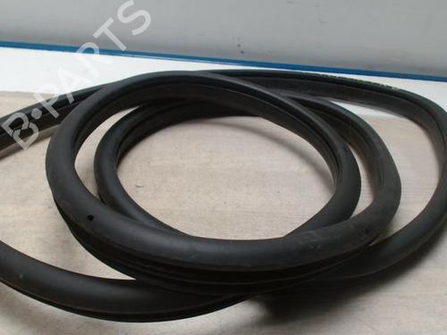 Used Rubber door seal MERCEDES-BENZ B-CLASS Sports Tourer (W245) B 180 CDI (245.207) (109 hp) 28121367