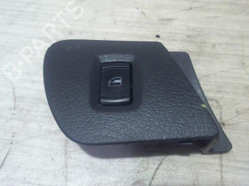 Used Left front window switch SKODA OCTAVIA I (1U2) 1.9 TDI (110 hp) 25409800