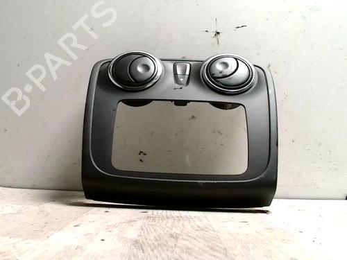 Warnblinkschalter für DACIA SANDERO II 1.5 dCi 75 / Blue dCi 75 (B8JW, B8M4, B8AH, B8M7, B8M6) (75 hp) 25426193