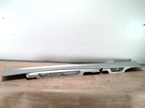 Højre sidekjole BMW 1 (E87) 120 d (163 hp) 31222278