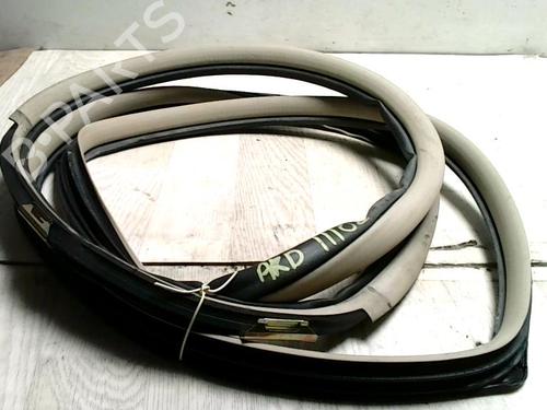 rubber-door-seal-toyota-corolla-verso-_e12_-2001-2002-2003-2004-2005-2006-2007-25425781 main image