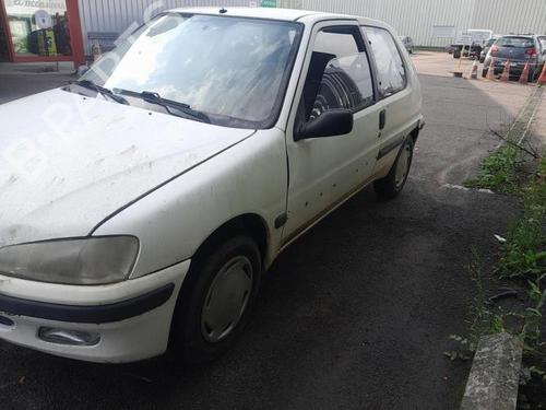 Right headlight PEUGEOT 106 II (1A_, 1C_) 1.5 D | BP26507141C29 