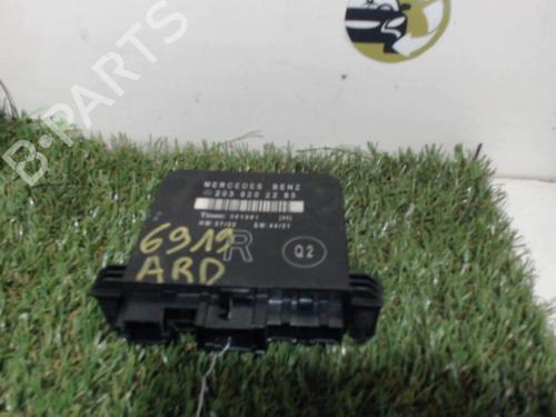 Used Electronic module MERCEDES-BENZ C-CLASS T-Model (S203) C 220 CDI (203.206, 203.208) (143 hp) 25415283