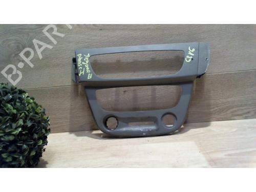 Console central RENAULT MEGANE III Grandtour (KZ0/1) 1.5 dCi (KZ09, KZ0D, KZ1G, KZ29, KZ14, KZ1W, KZ10, KZ1F,... (110 hp) 25383933