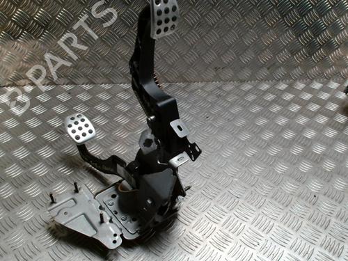 Pedal PEUGEOT 308 I (4A_, 4C_) 1.6 GTi (200 hp) 31237450