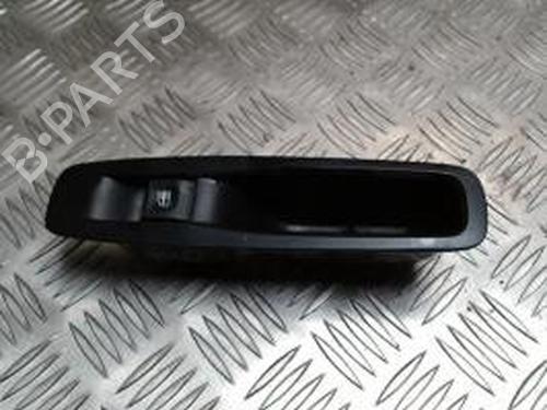 Used Right rear window switch RENAULT MEGANE IV Grandtour (K9A/M/N_) 1.5 Blue dCi 115 (K9A6) (116 hp) 25841258