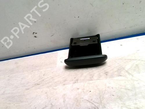 Used Ashtray TOYOTA YARIS VERSO (_P2_) 1.4 D-4D (NLP20_, NLP22_) (75 hp) 25422892