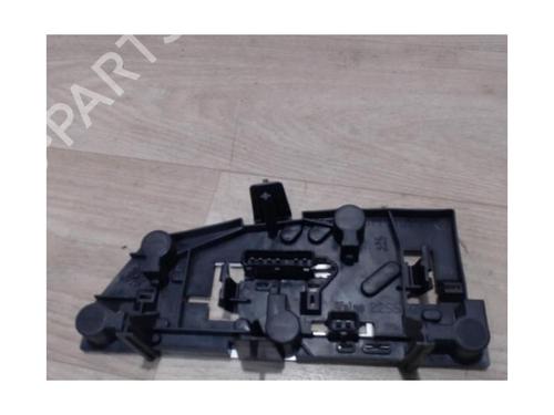Licence plate light PEUGEOT 406 (8B) 1.9 TD | BP25386833I40 