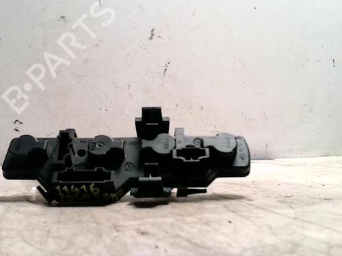 Licence plate light VW POLO (6N2) 1.4 | BP25424285I40