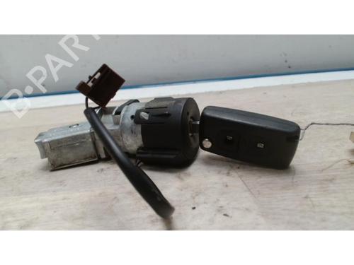 Used Ignition barrel PEUGEOT 5008 (0U_, 0E_) 1.6 HDi (114 hp) 25420063
