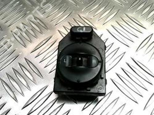 Commande retroviseurs KIA SORENTO I (JC) 2.5 CRDi 4WD (140 hp) 25430055