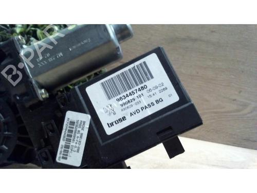 Rudehejsemotor forskærm højre PEUGEOT 307 (3A/C) 2.0 HDi 110 | BP25411416E20 