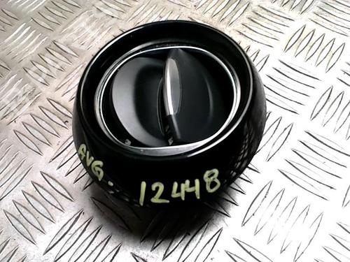 Używane Kratka nawiewu Kratka nawiewu RENAULT CAPTUR I (J5_, H5_) 0.9 TCe 90 (90 hp) 33696044 33696044