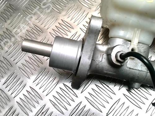 Brake master cylinder PEUGEOT EXPERT Van (VF3A_, VF3U_, VF3X_) 2.0 HDi 130 | BP25702198M77