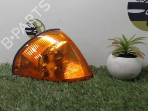 Used Right front indicator SUZUKI SWIFT II Hatchback (EA, MA) 1.0 i (SF310, AA44) (53 hp) 25408566