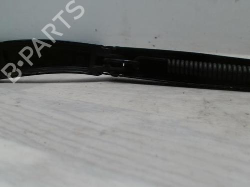Used Front windshield wiper arm HYUNDAI i30 (FD) 1.6 CRDi (90 hp) 27921417