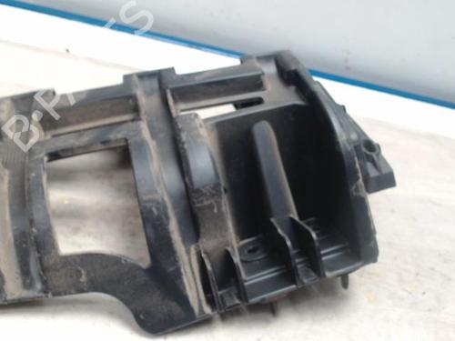 Used Rear bumper bracket PEUGEOT 5008 (0U_, 0E_) 1.6 HDi (114 hp) 25420095