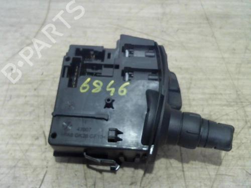 Used Switch RENAULT MODUS / GRAND MODUS (F/JP0_) 1.5 dCi (FP0D, JP0D) (82 hp) 25387947